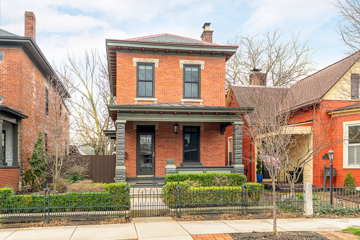 105 e Mithoff St-1