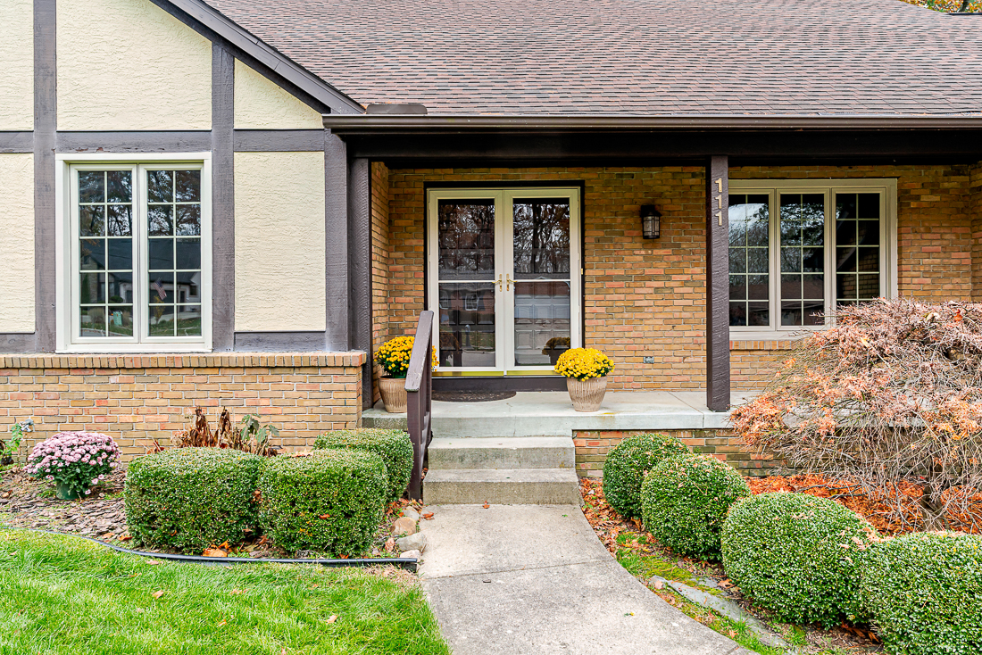 111 North Nob Hill-7