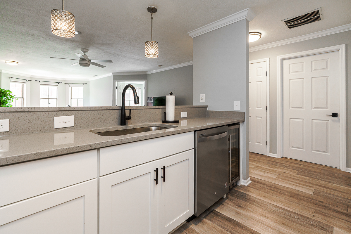 12 W Russell St-20