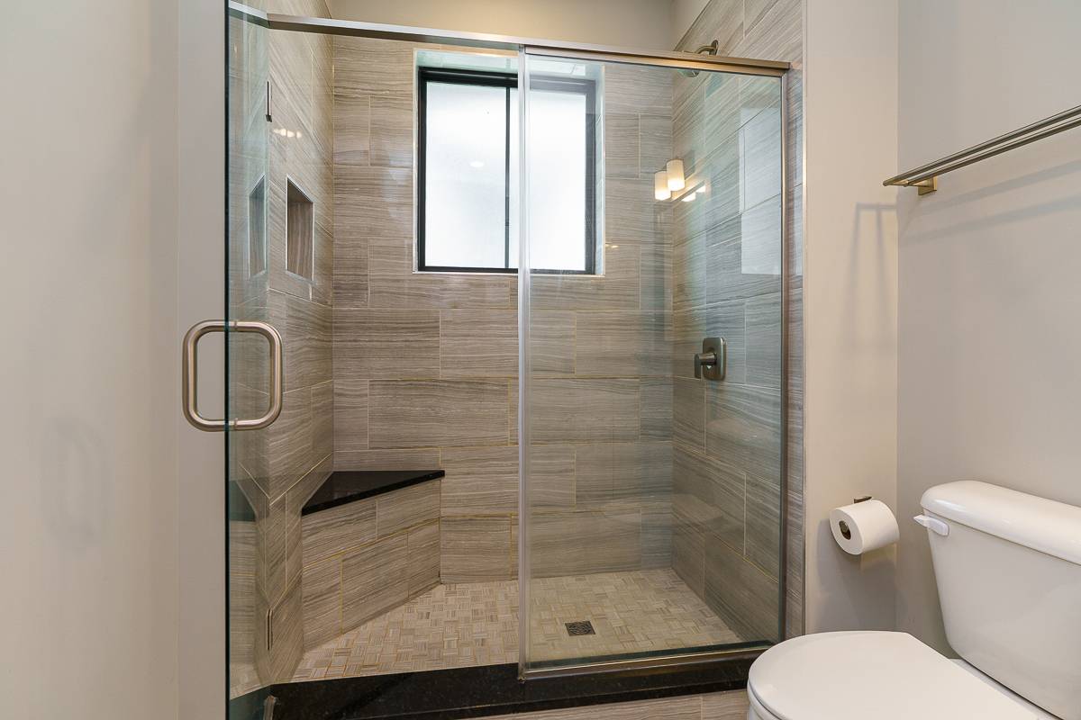 1308 Forsythe Ave Unit B-33