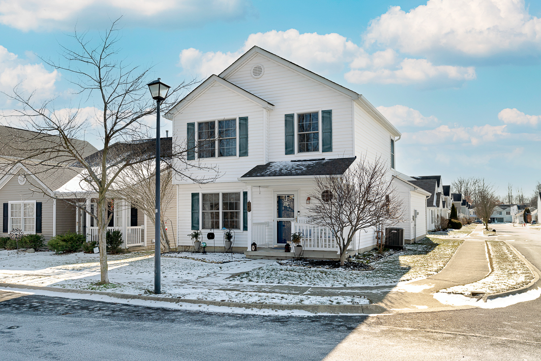 145 Feathertip Lane -10