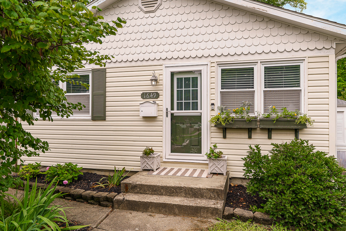 1649 North Star Ave-3