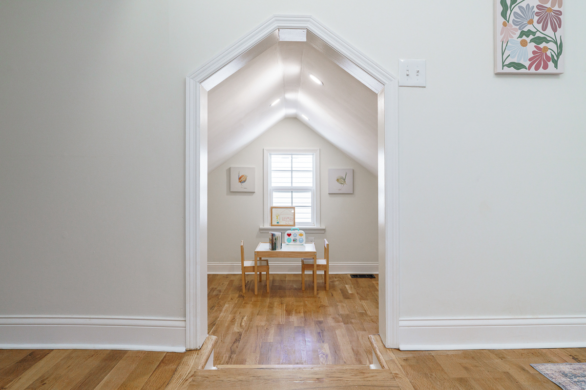 1786 Gerrard Ave-43
