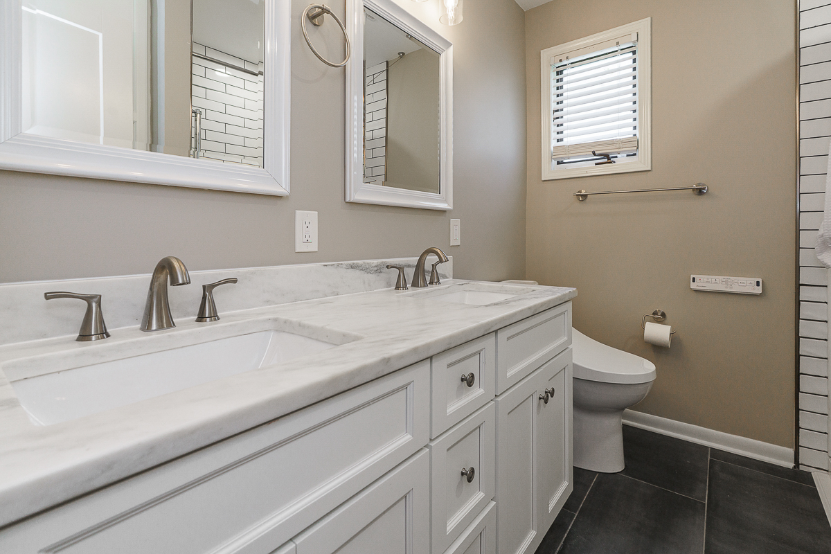 1789 Riverhill Rd-38