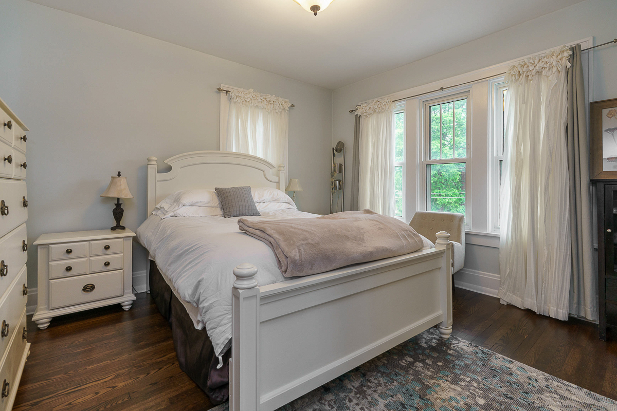 1833 Franklin Ave-43