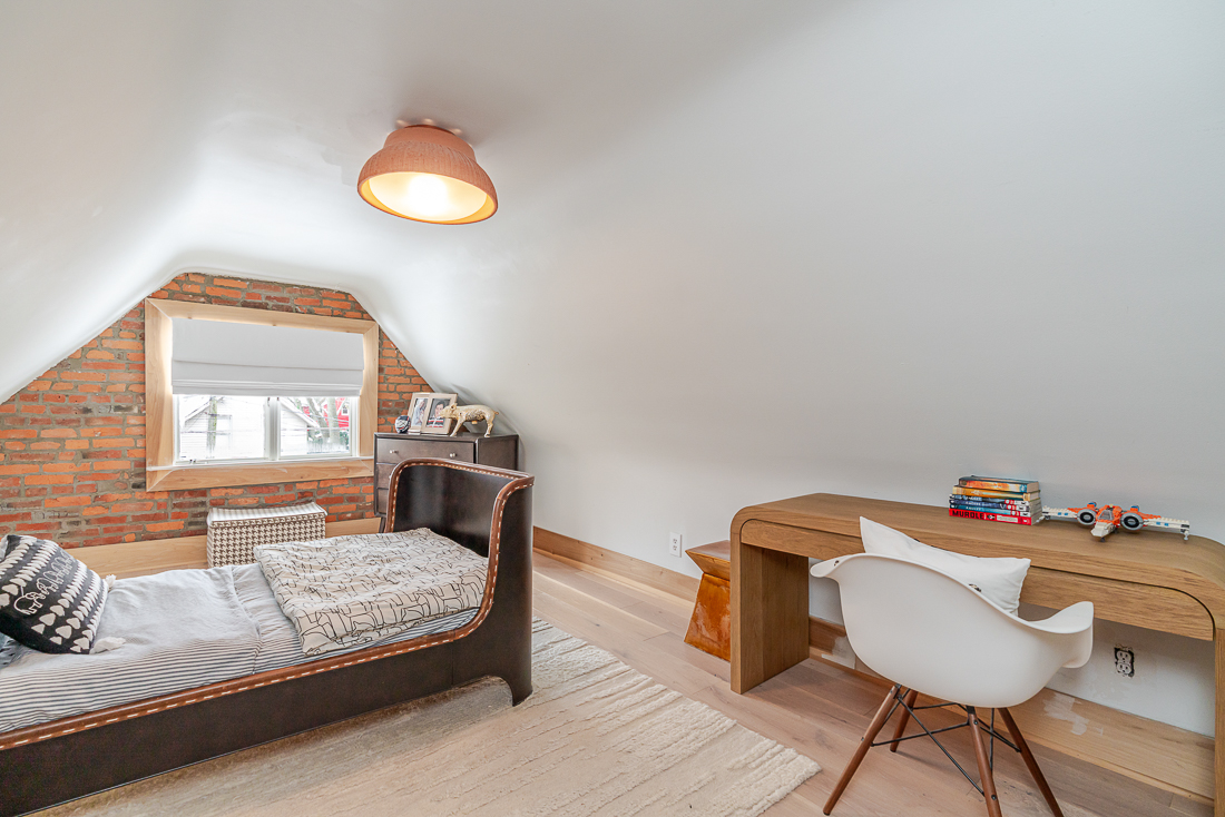 186 e Sycamore St-42