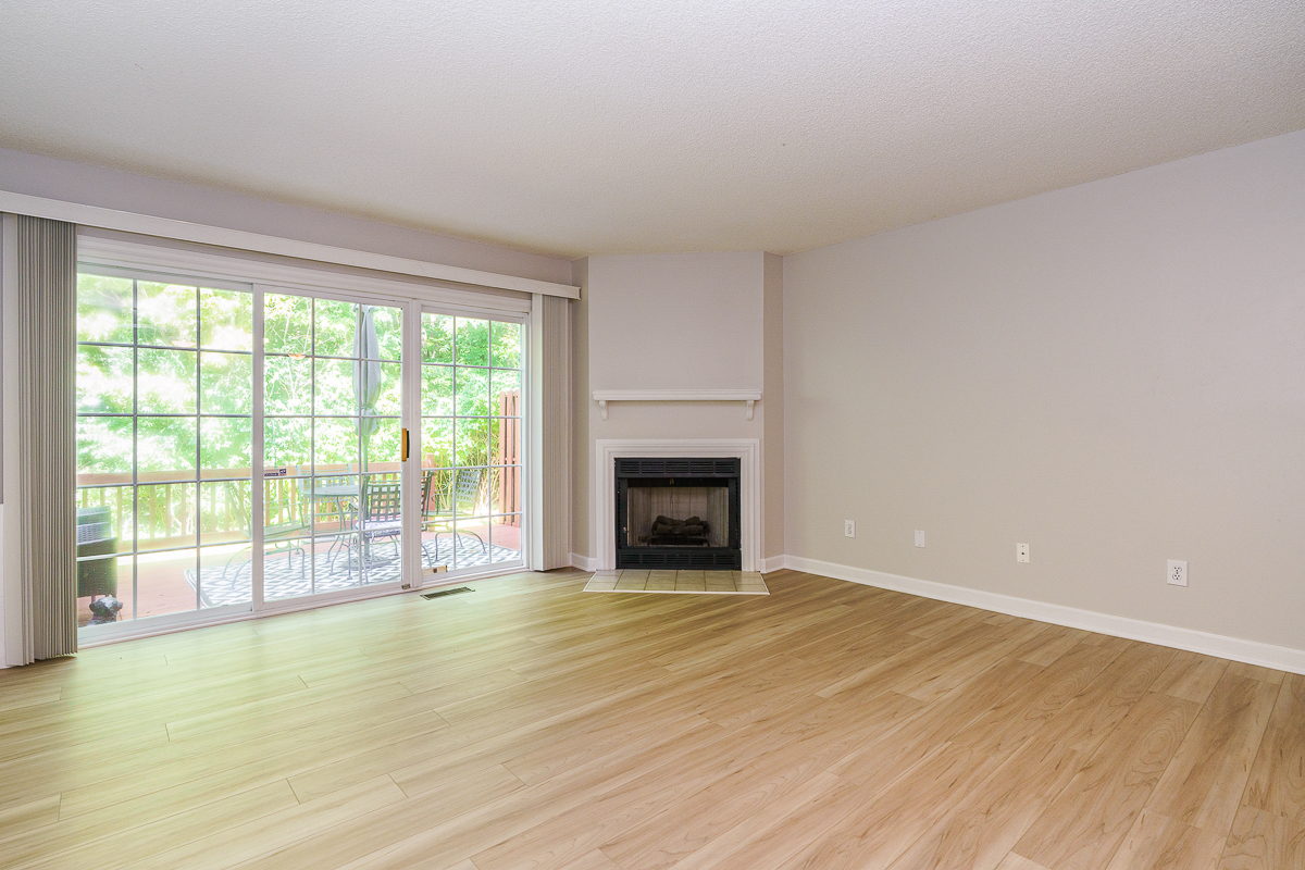 1875 Ridgebury Dr (17 of 56)