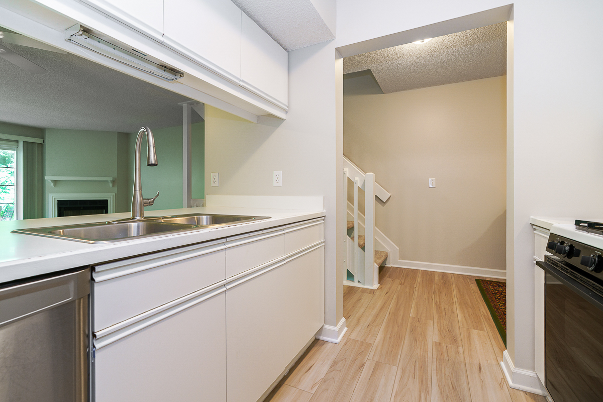 1875 Ridgebury Dr (29 of 56)