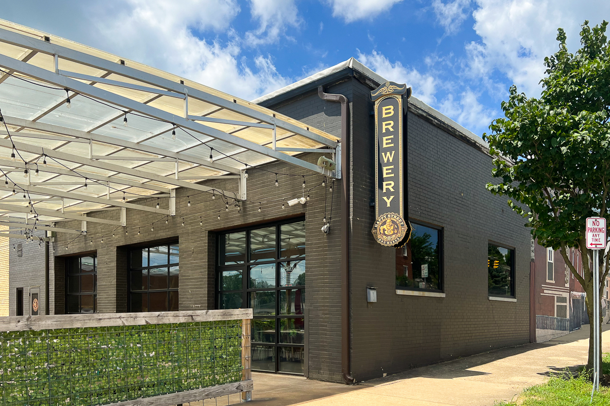 201 Rose Ave-42