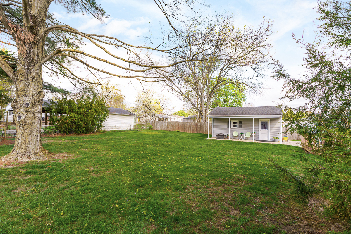 201 Rose Ave-8