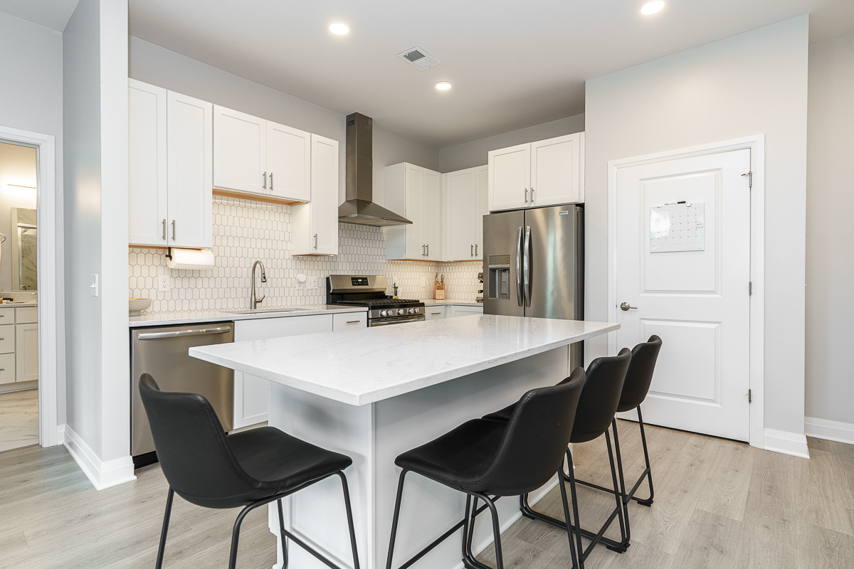 6640 Mooney St #212-9