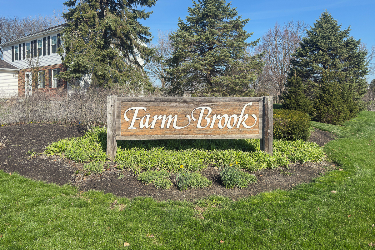 2295 Salem Ave-1