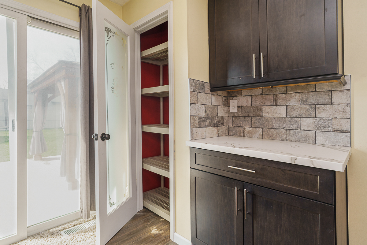 2295 Salem Ave-28