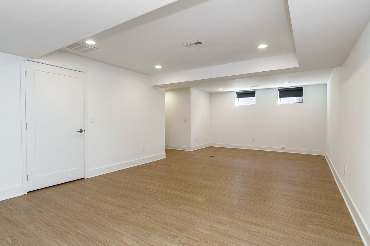 25 w Frankfort St-14