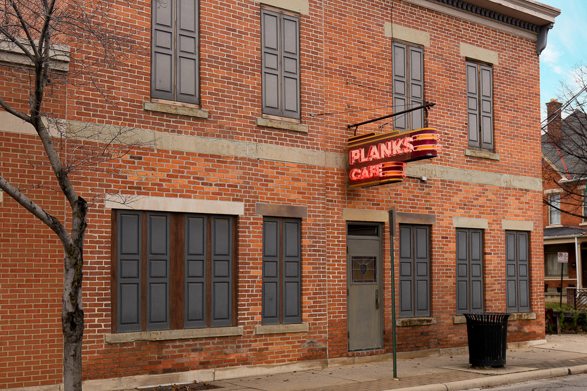 279-281 E Beck St-24
