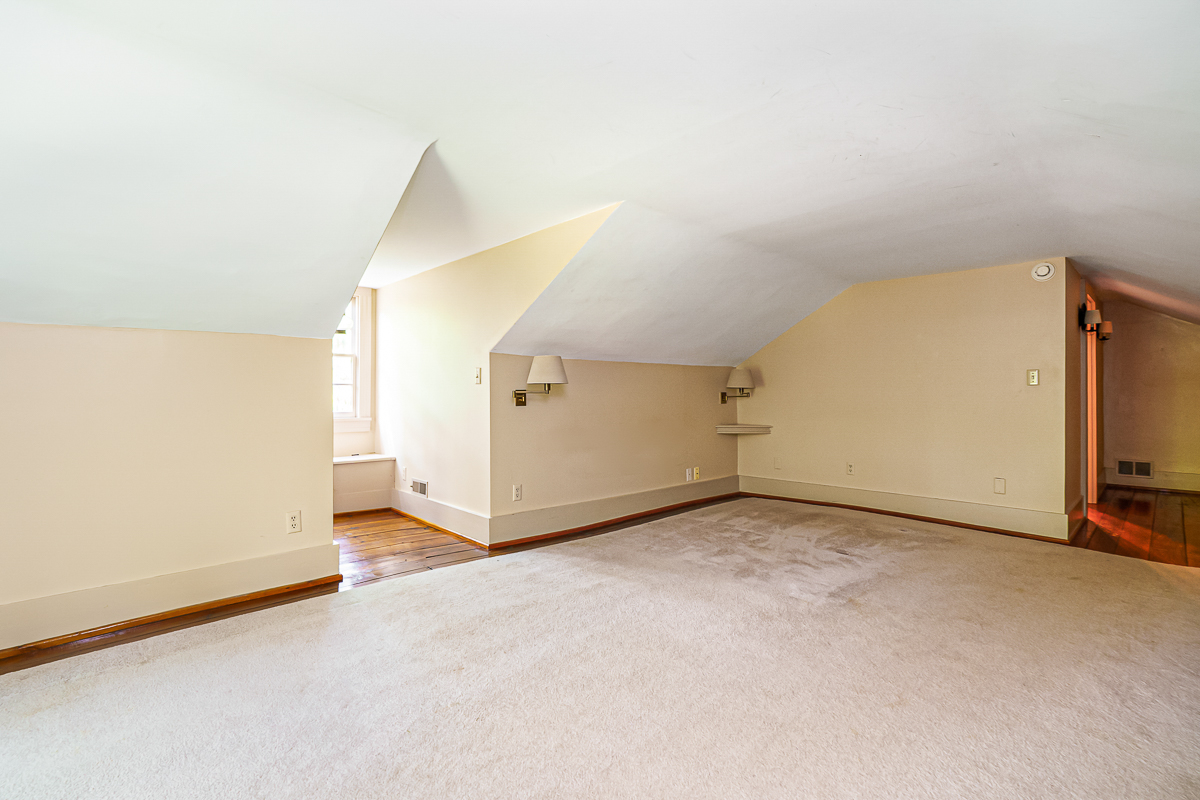 2865 Leitnaker Rd-71