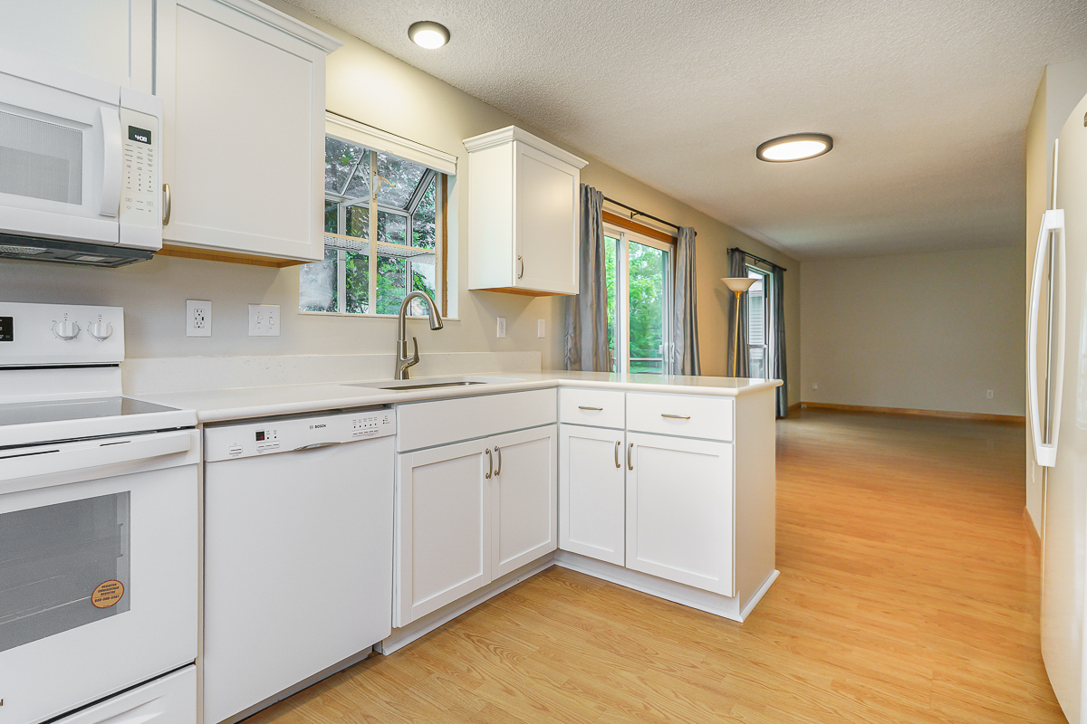 2967 Castlebrook Ave-19