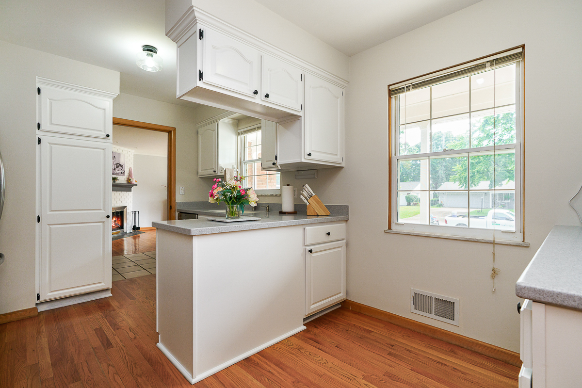 3121 Edgefield Rd-29