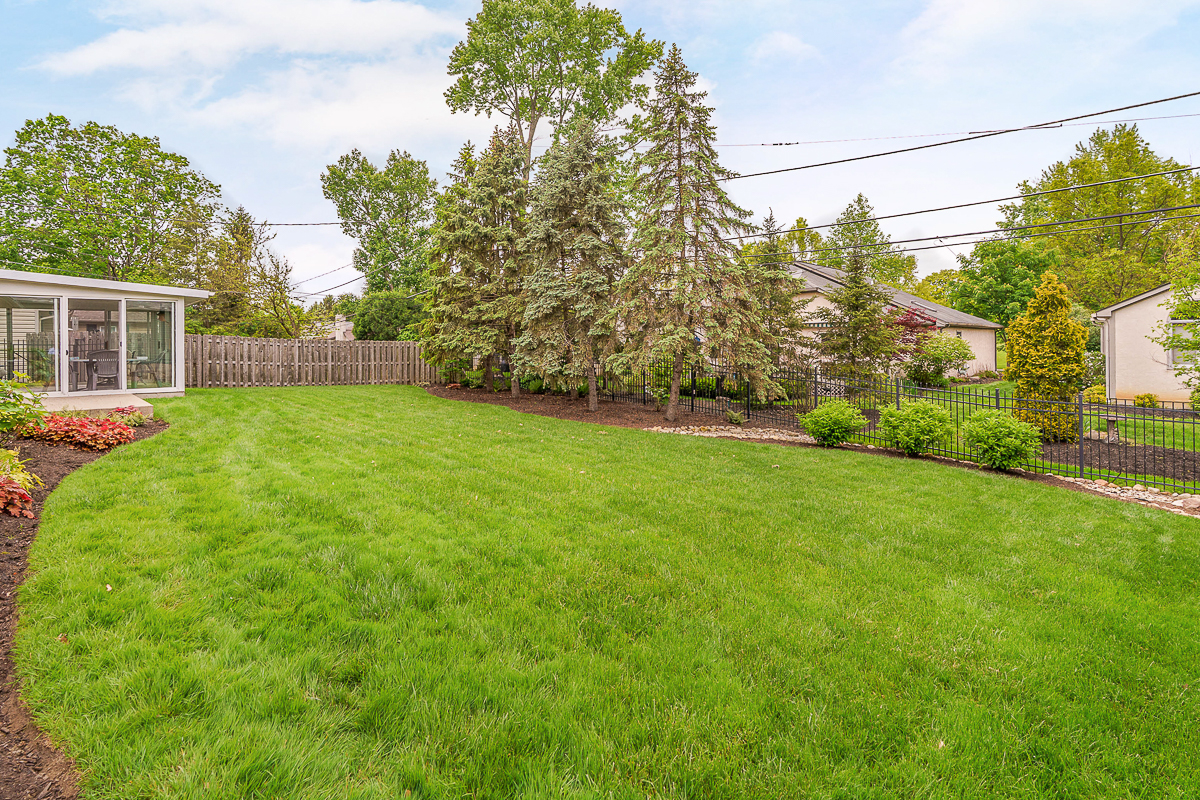 316 Charleston Ave-4