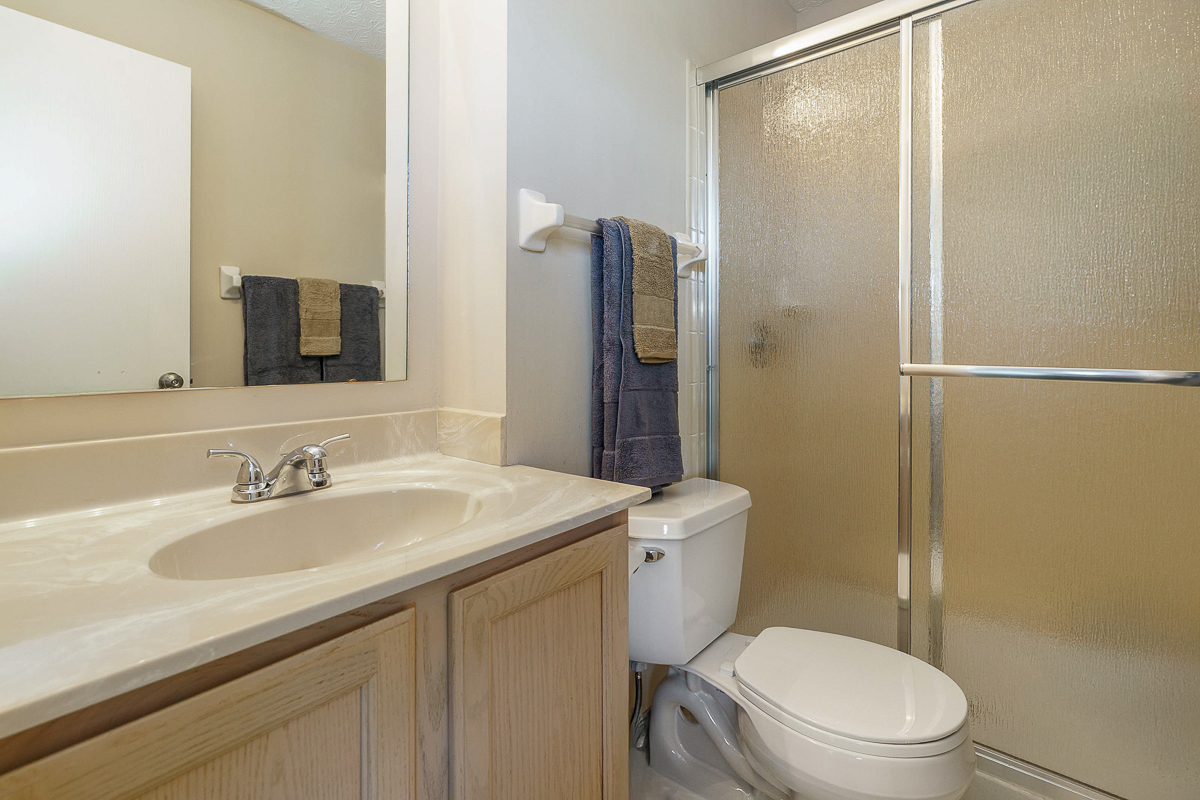 3281 Darby Glen Blvd-35