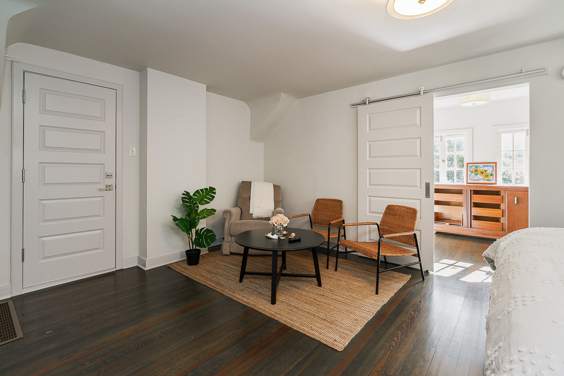 336 s Columbia Ave-19