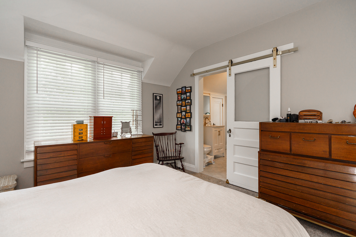 357 Fallis Rd-33
