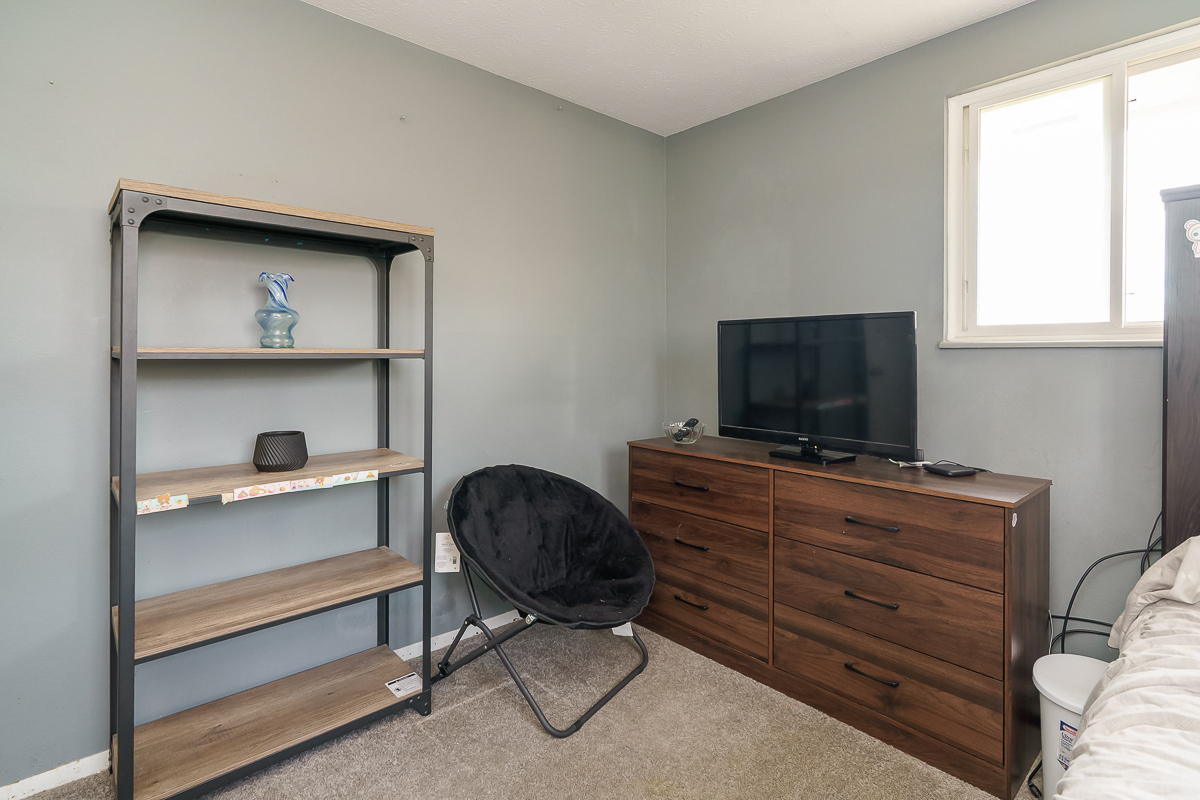 3755 Lynward Rd-20