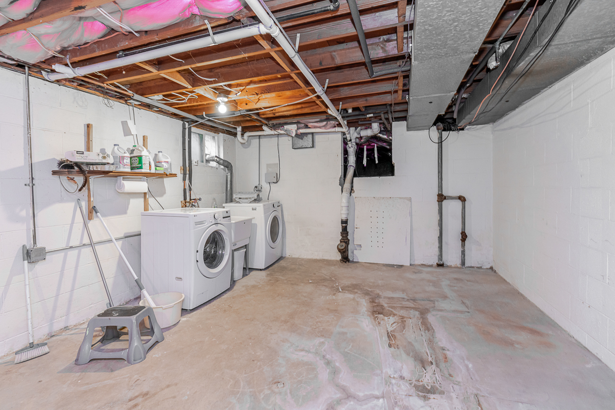 3920 Overdale Drive-9