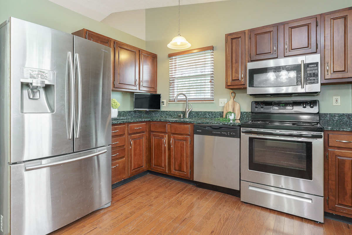 4182 Berryfield Dr-15