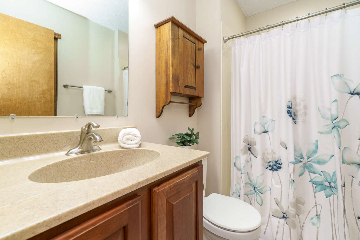 4182 Berryfield Dr-26