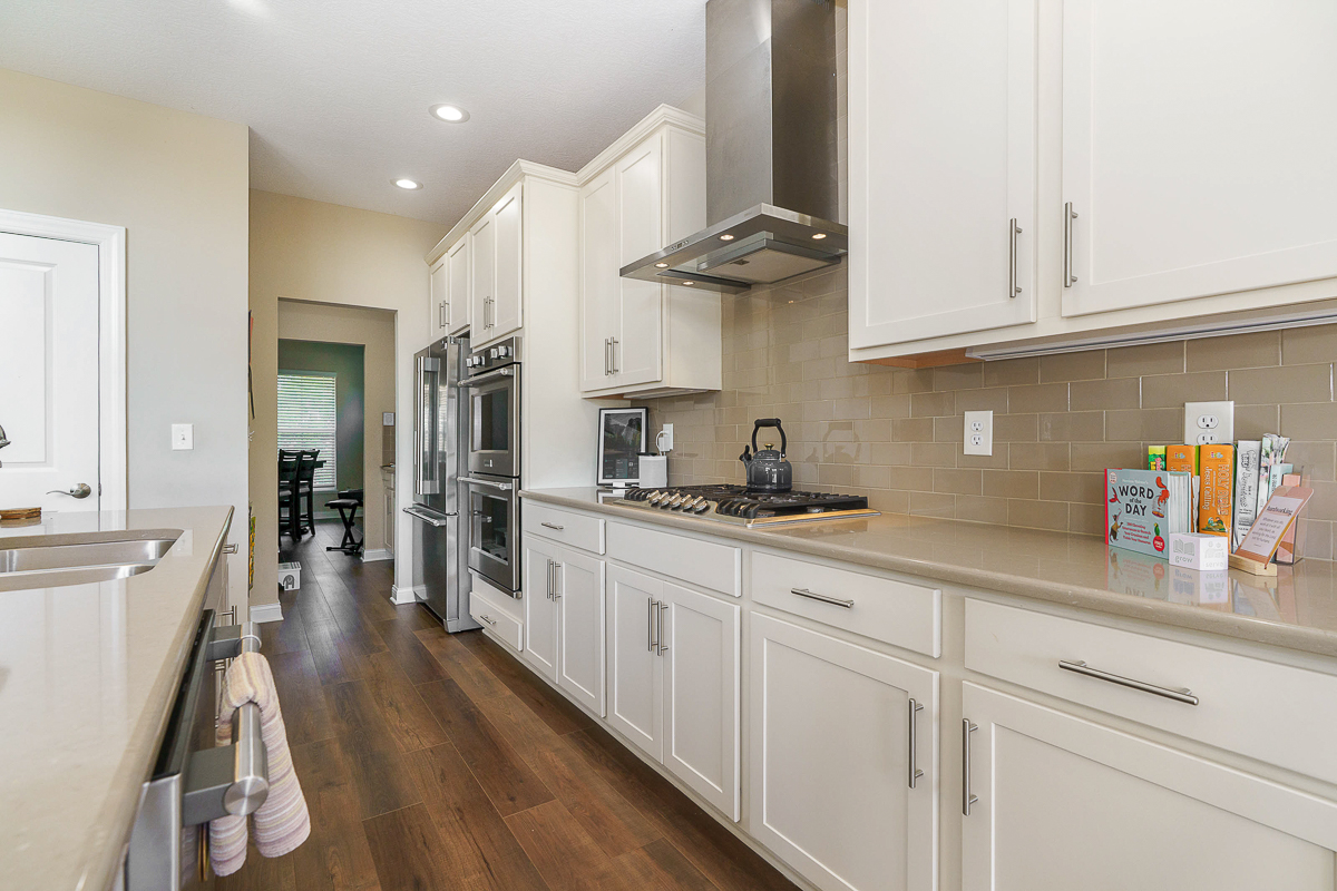 4880 Pinnacle Woods Dr-24