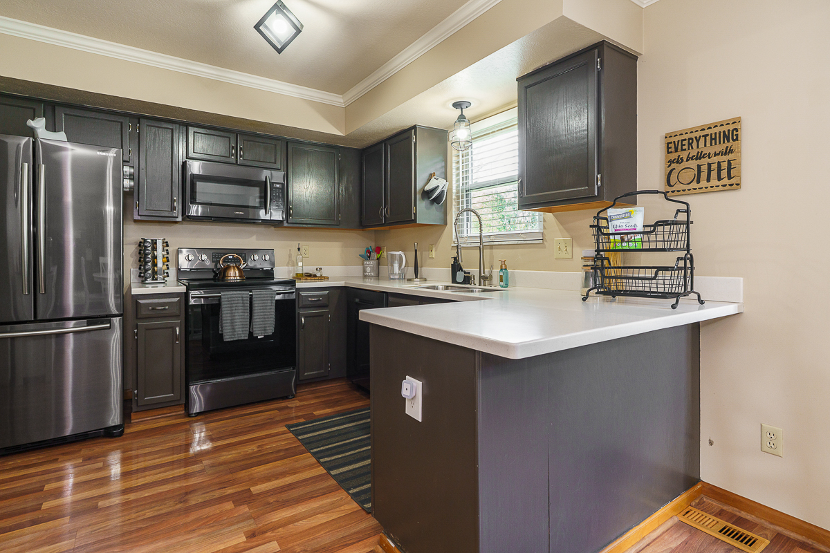 492 Glenside Lane-25