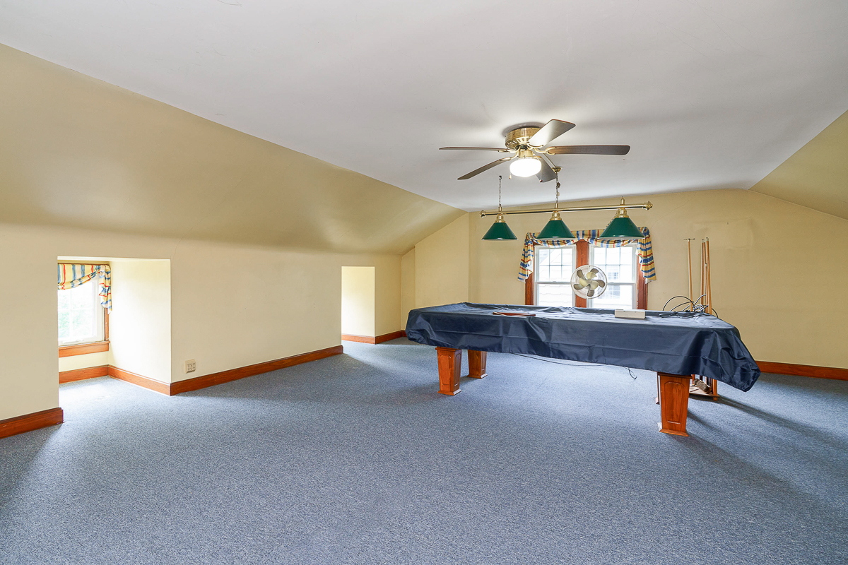 49 s Cassady Ave-38