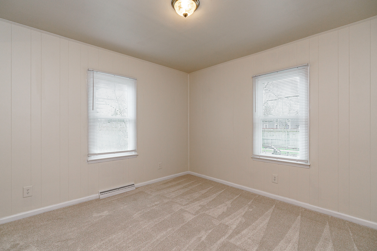 521 Melrose Ave-20