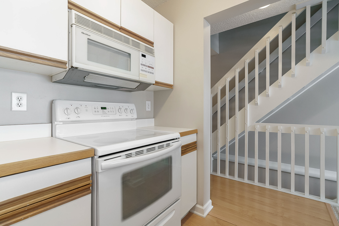 5418 Coral Berry Dr-24