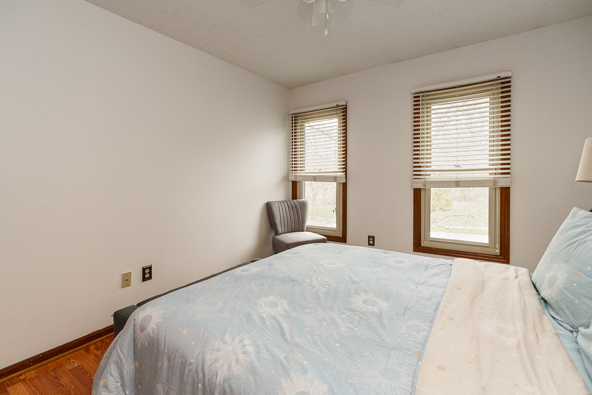543 Whitson Dr-36