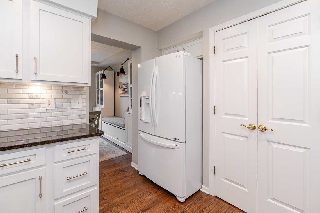 5794 Burnett Dr. N -28