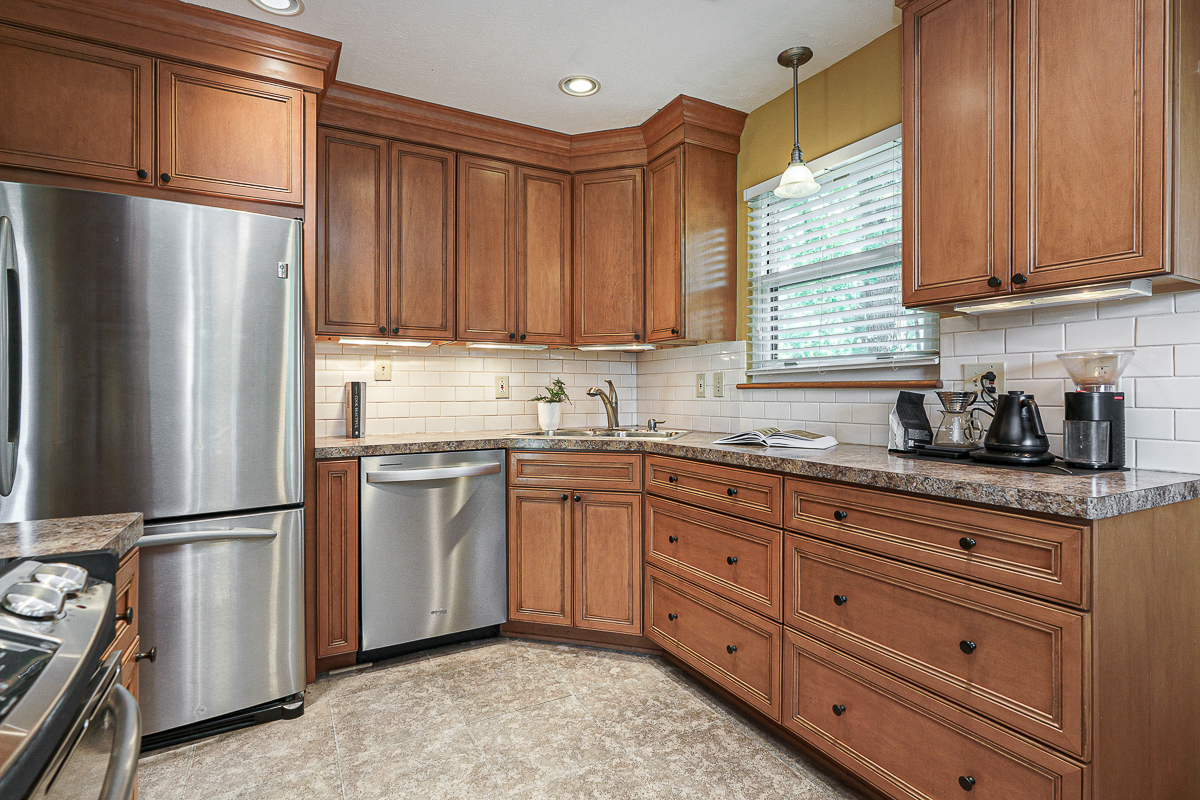 5861 Effingham Rd-19