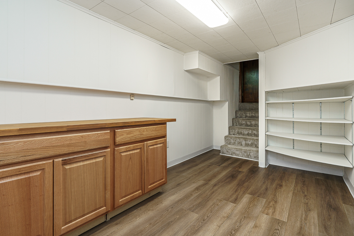 5861 Effingham Rd-32