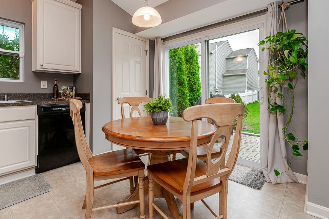 6036 Carlatun Street-10