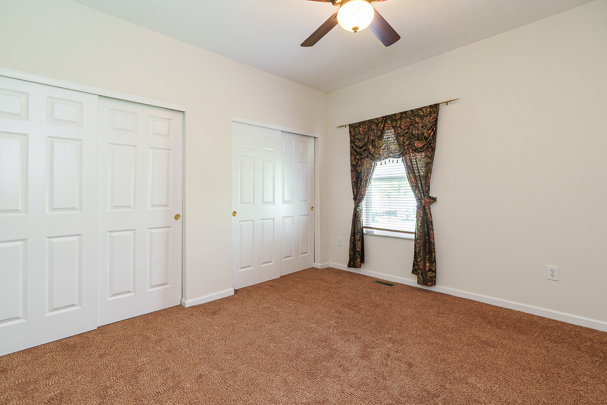 6177 Woodsview Way-41