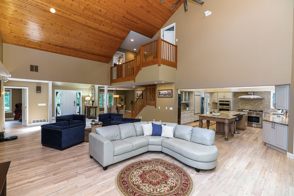 630 Woods Hollow Ln-48