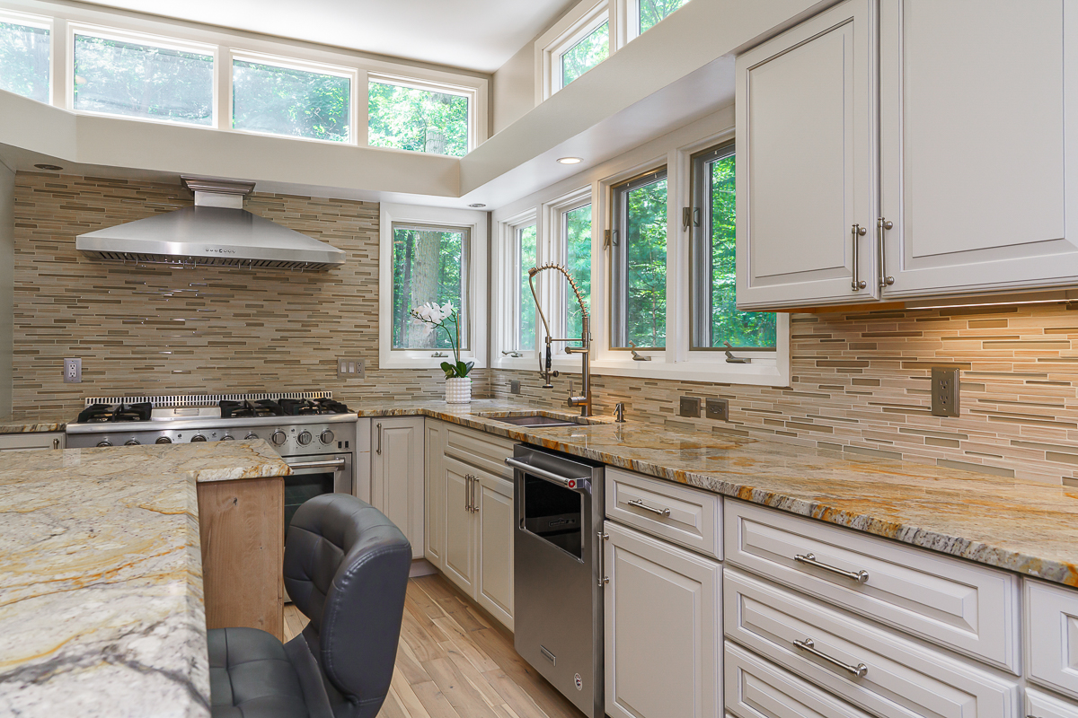 630 Woods Hollow Ln-67