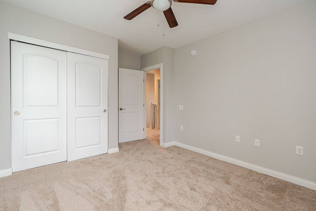 632 e Whittier St-26