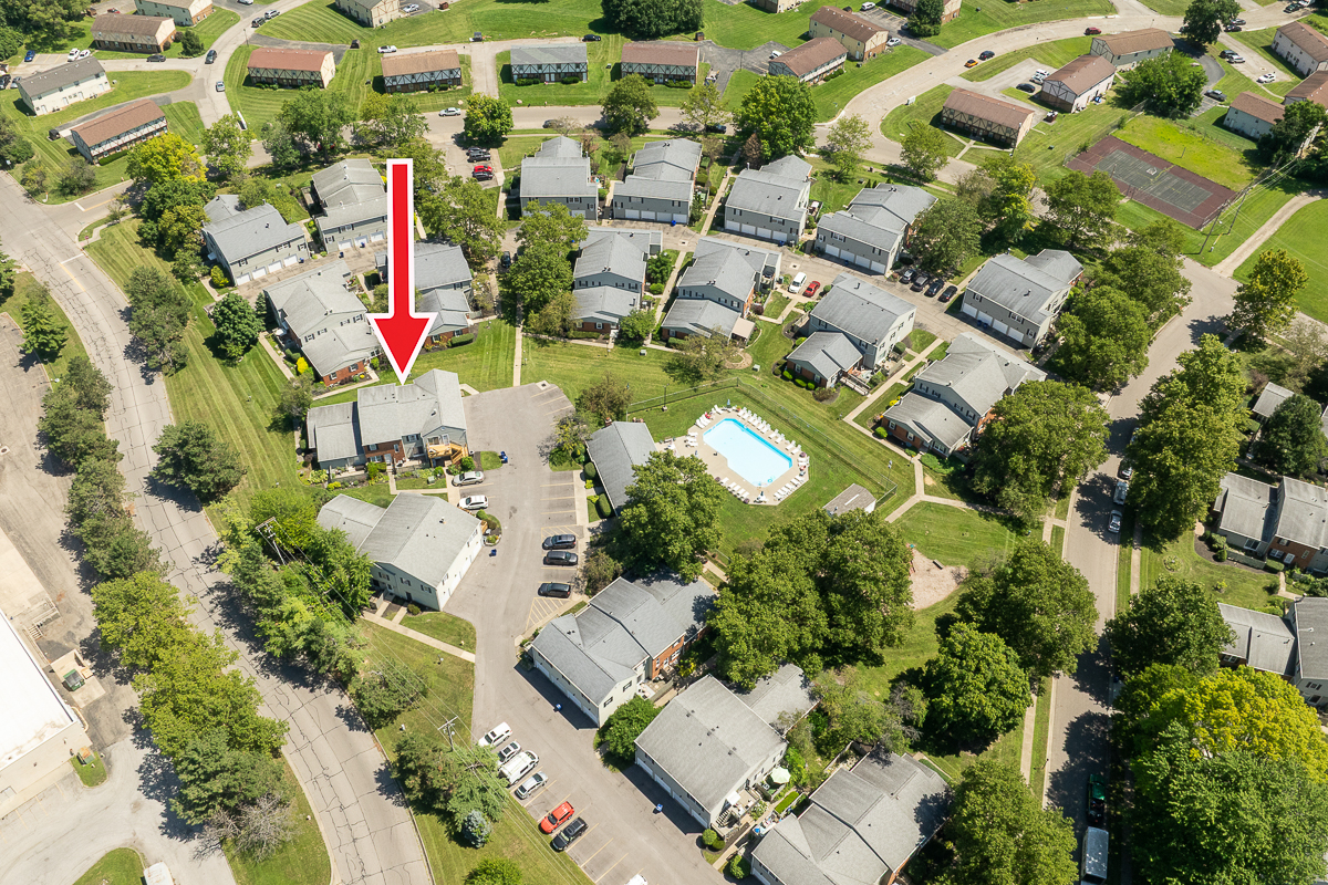 6357 New London Dr-2