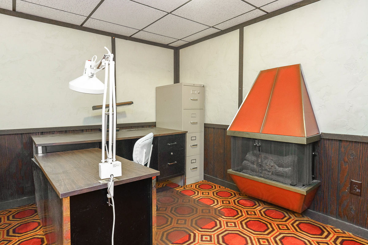 6357 New London Dr-23