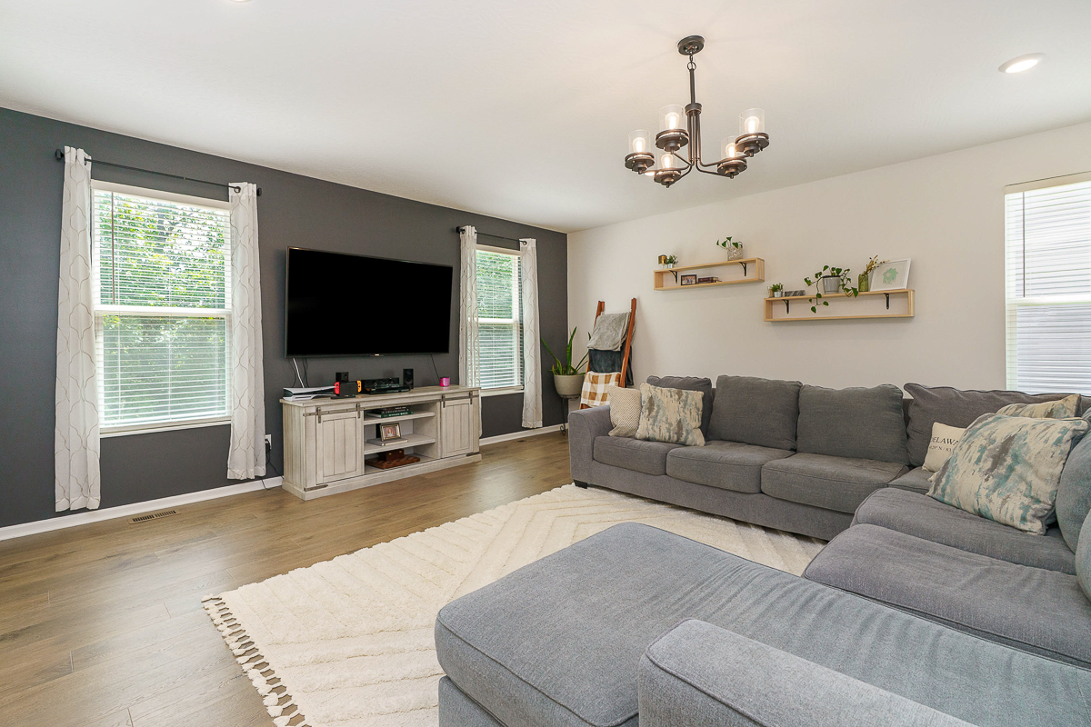 643 Buena Park Dr.-14