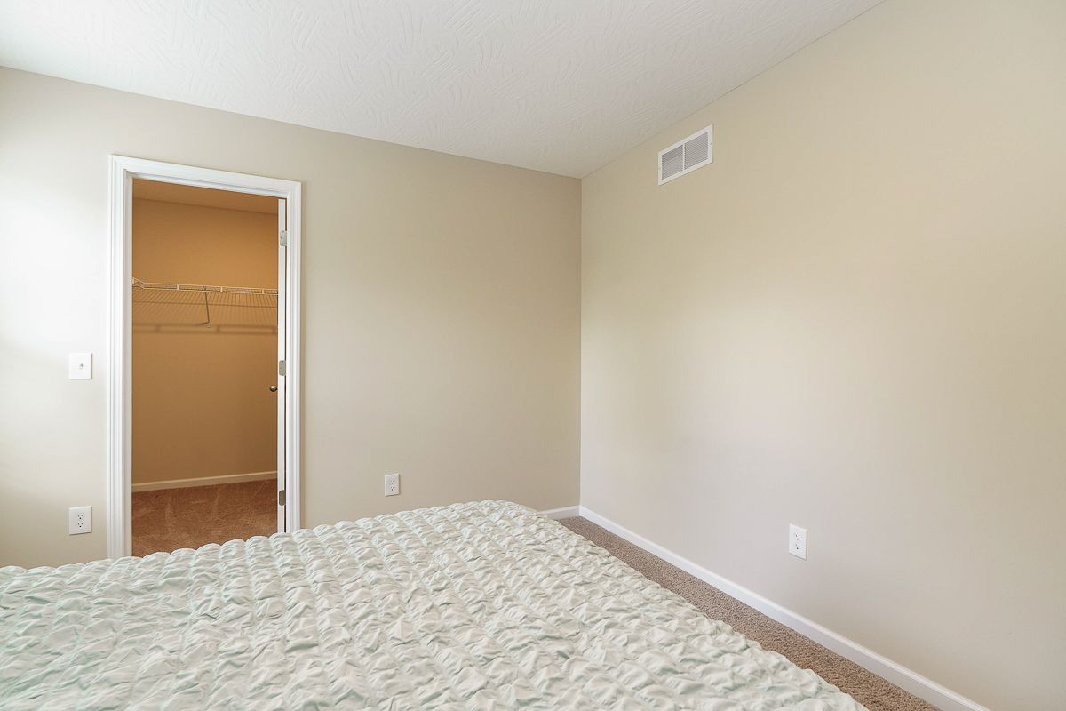 643 Buena Park Dr.-37