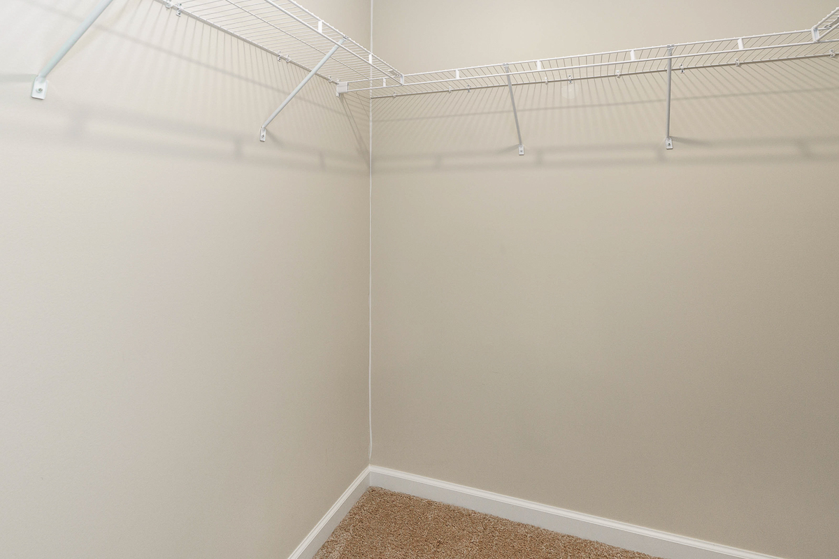 643 Buena Park Dr.-38