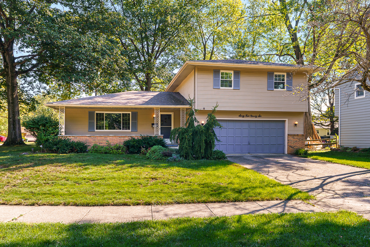 6496 Hearthstone Ave-1